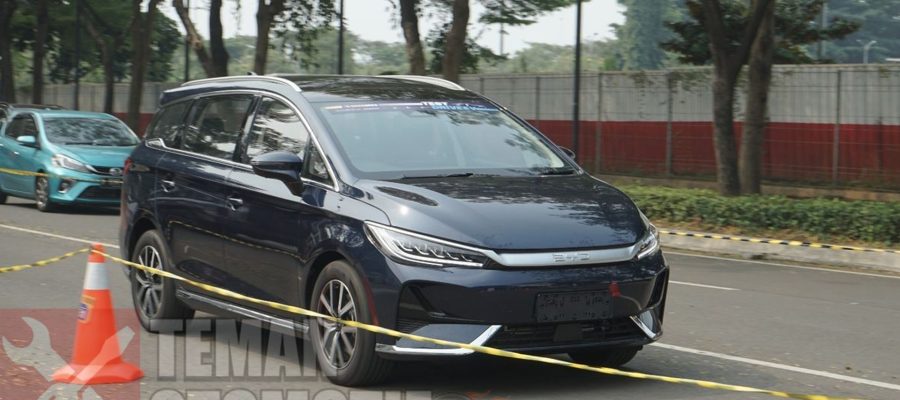 Mengenal Lebih Dekat BYD M6: Test Drive di GIIAS 2024