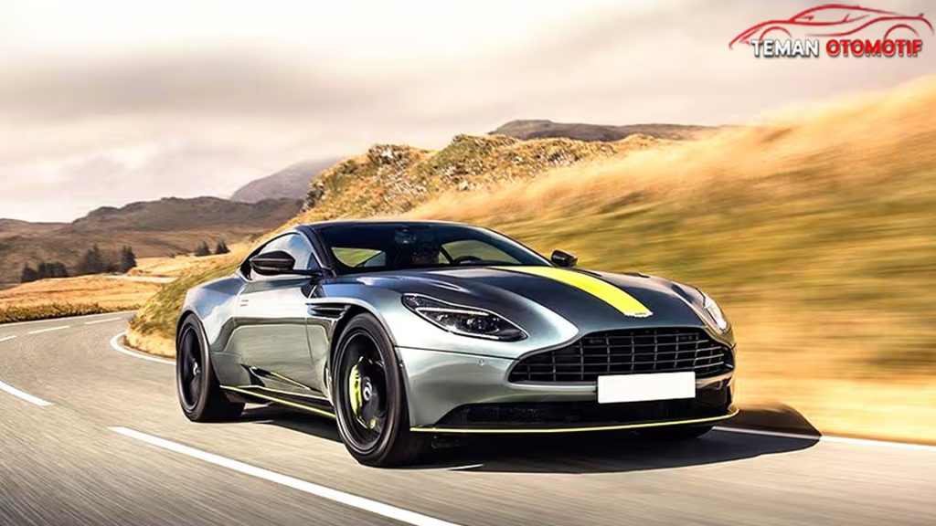 Mengendarai Impian: Sensasi di Balik Kemudi Aston Martin!